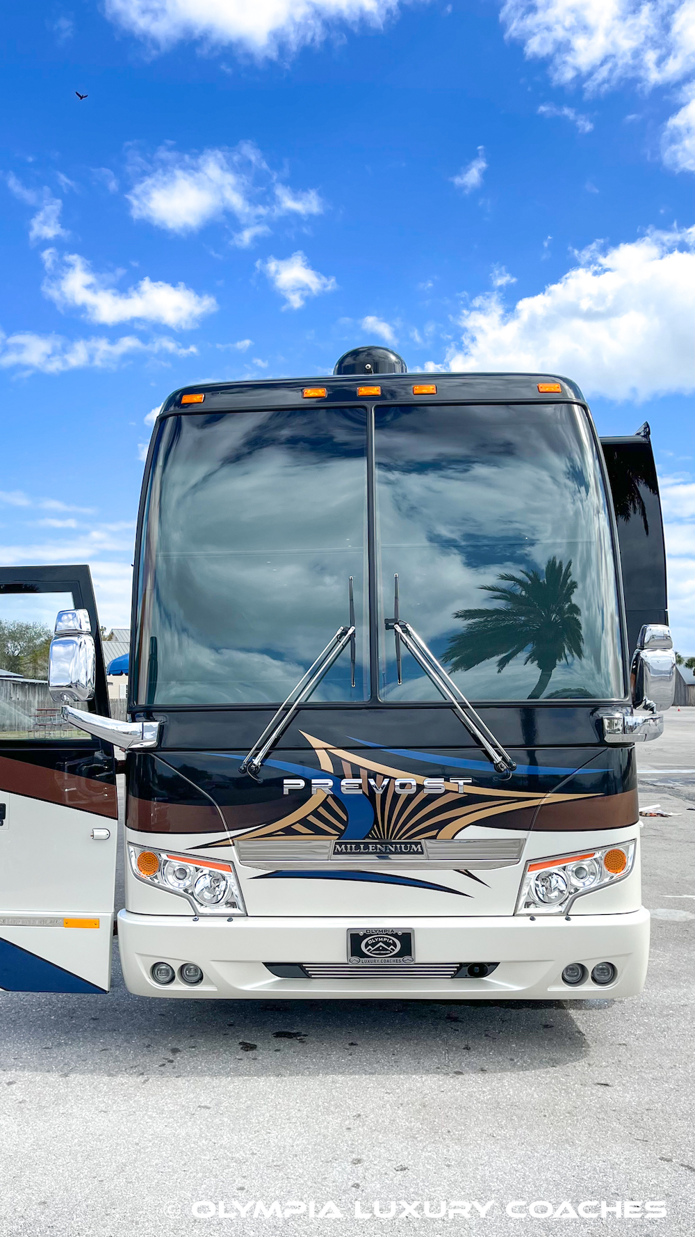 2014 Prevost Millennium H3-45 For Sale