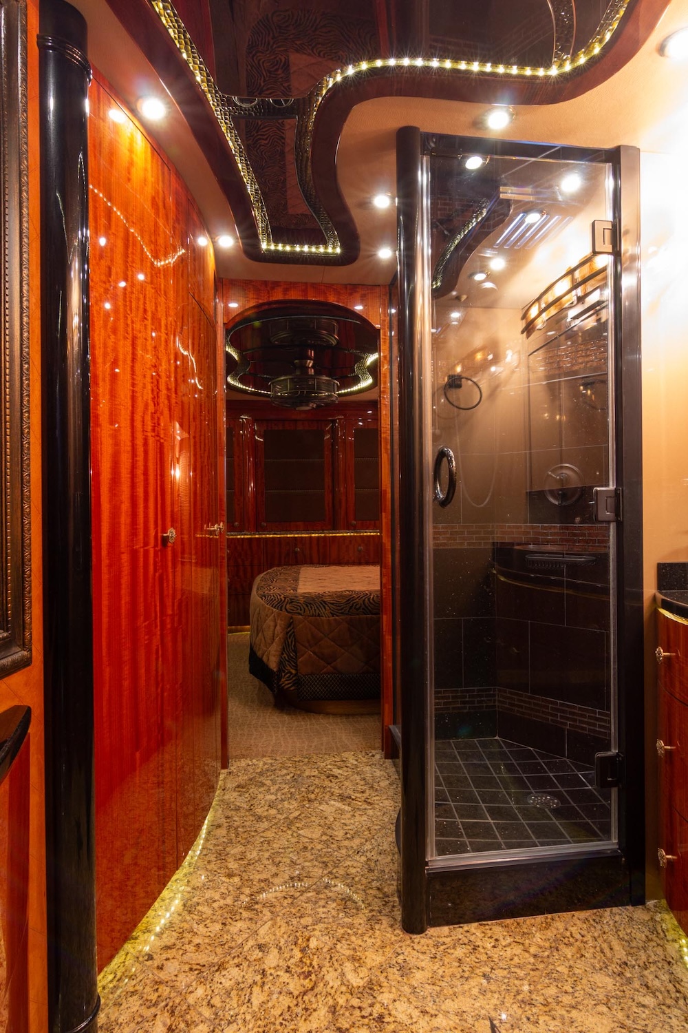 2014 Prevost Millennium H3-45 For Sale
