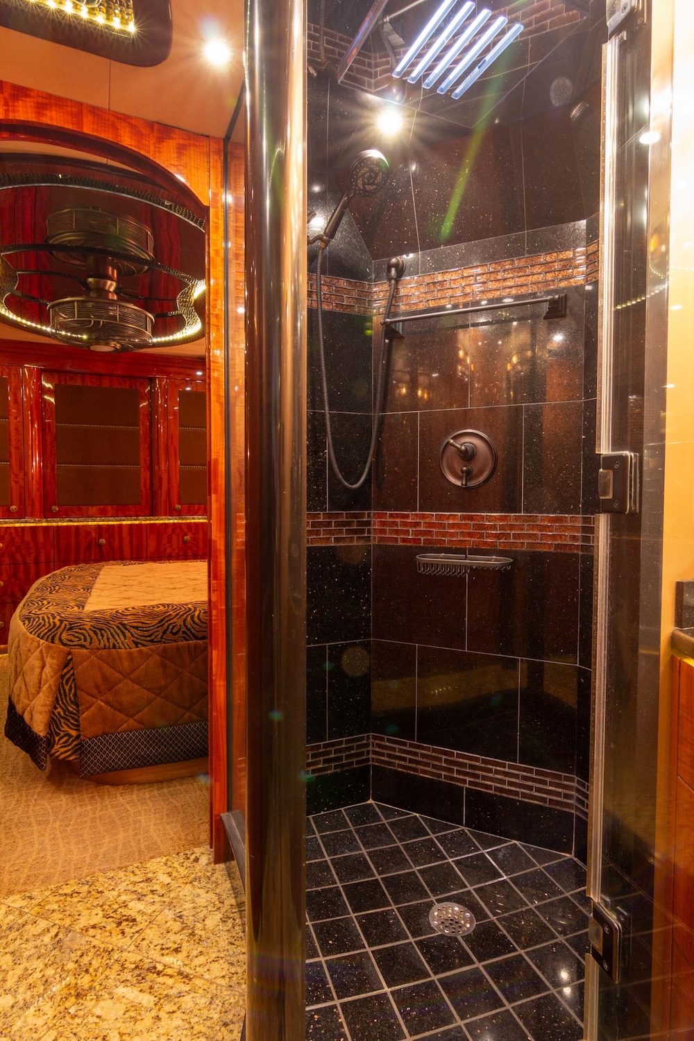 2014 Prevost Millennium H3-45 For Sale