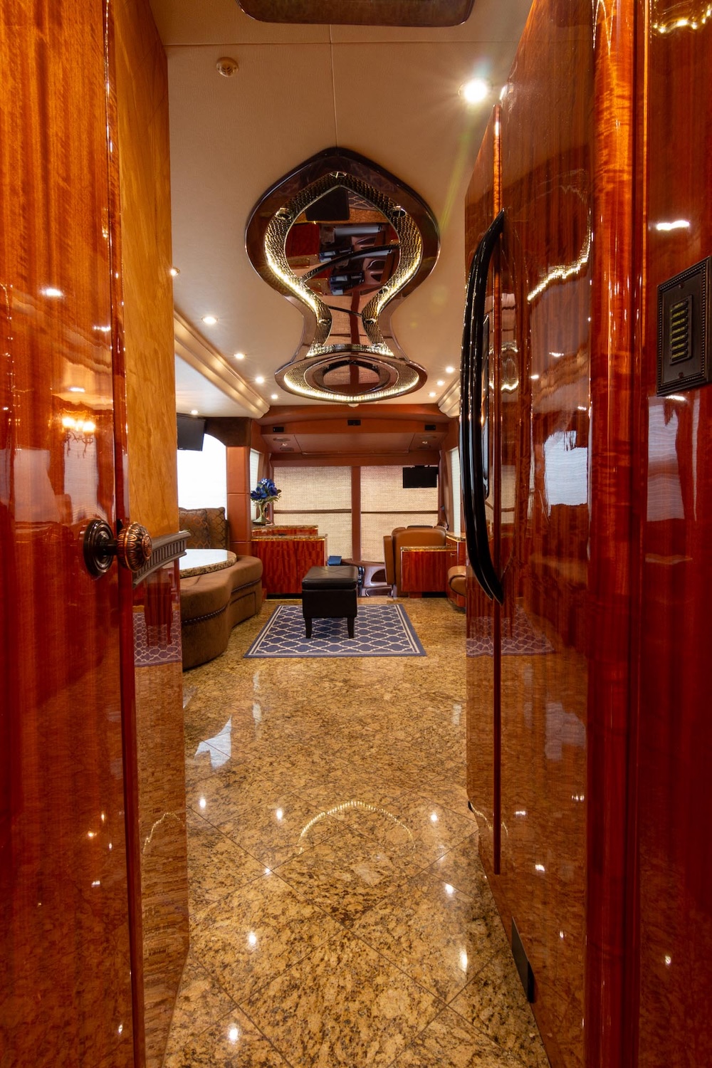 2014 Prevost Millennium H3-45 For Sale