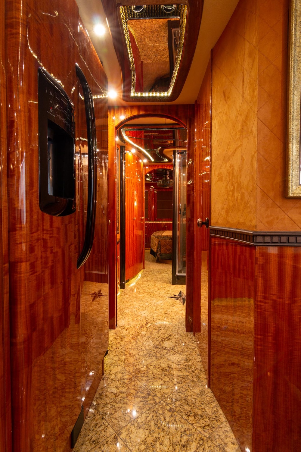 2014 Prevost Millennium H3-45 For Sale