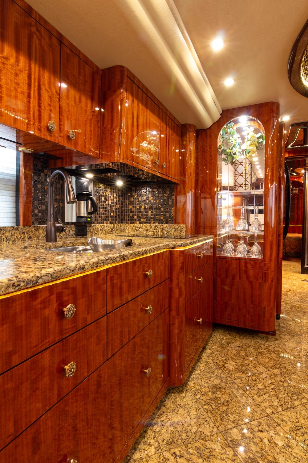 2014 Prevost Millennium H3-45 For Sale