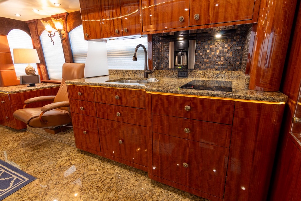 2014 Prevost Millennium H3-45 For Sale
