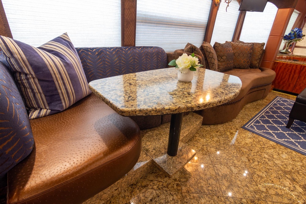 2014 Prevost Millennium H3-45 For Sale