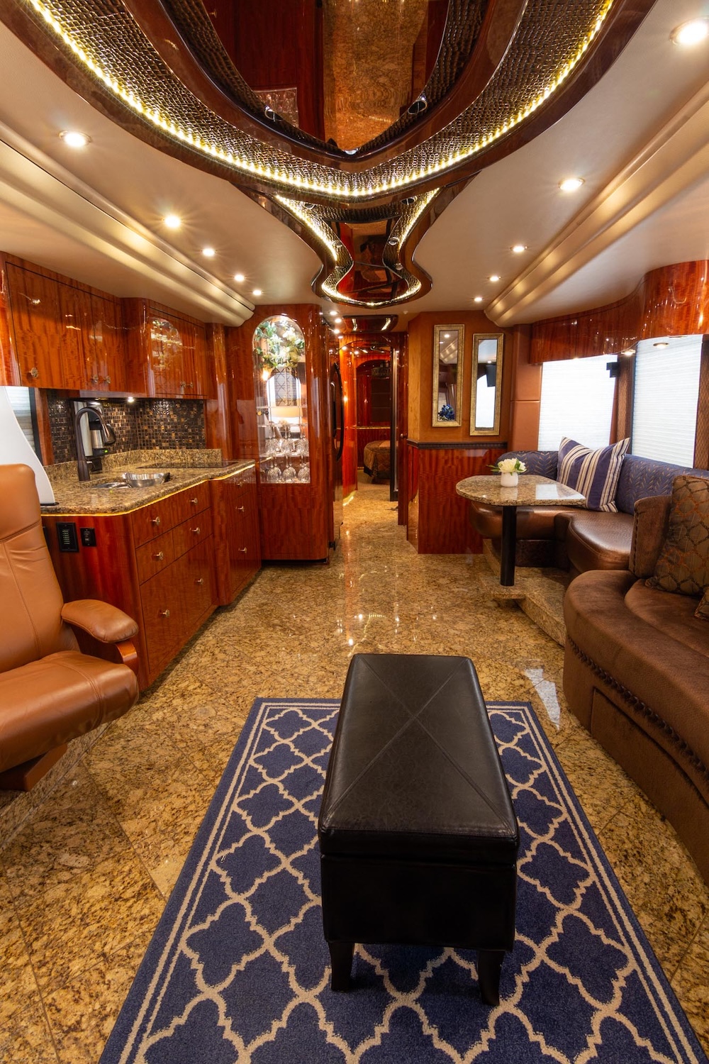 2014 Prevost Millennium H3-45 For Sale