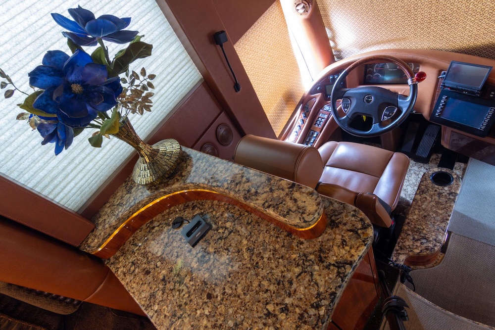 2014 Prevost Millennium H3-45 For Sale