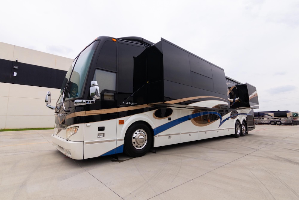 2014 Prevost Millennium H3-45 For Sale