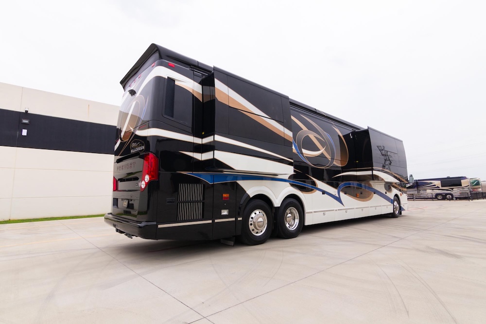 2014 Prevost Millennium H3-45 For Sale