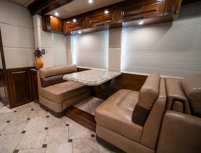 2014 Prevost Outlaw  H3-45 For Sale