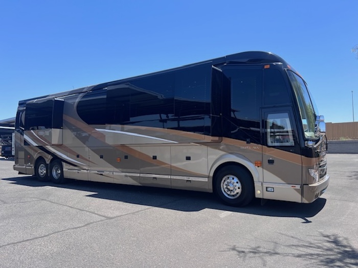 2014 Prevost Outlaw H3-45 For Sale