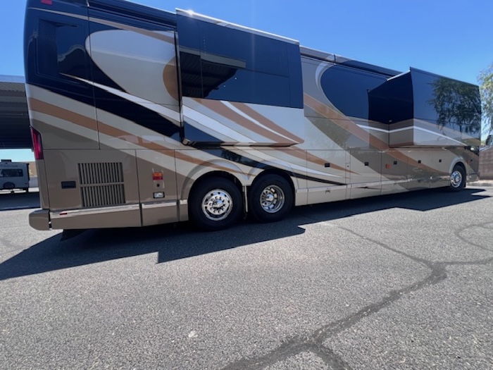 2014 Prevost Outlaw H3-45 For Sale