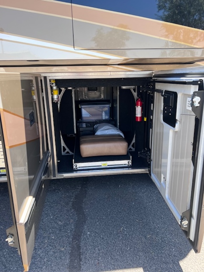 2014 Prevost Outlaw H3-45 For Sale
