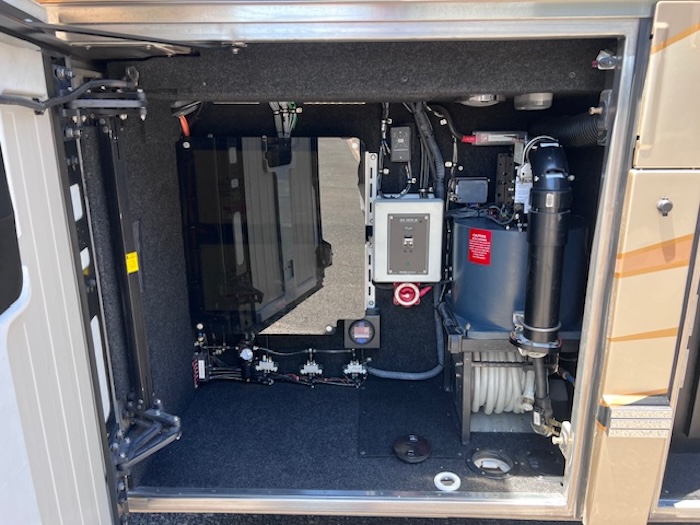 2014 Prevost Outlaw H3-45 For Sale
