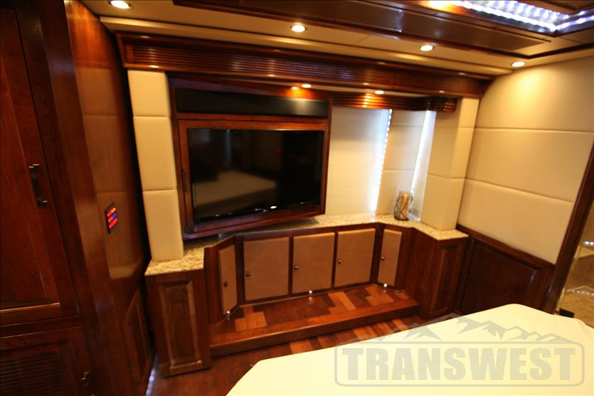 2014 Prevost Outlaw H3-45 For Sale