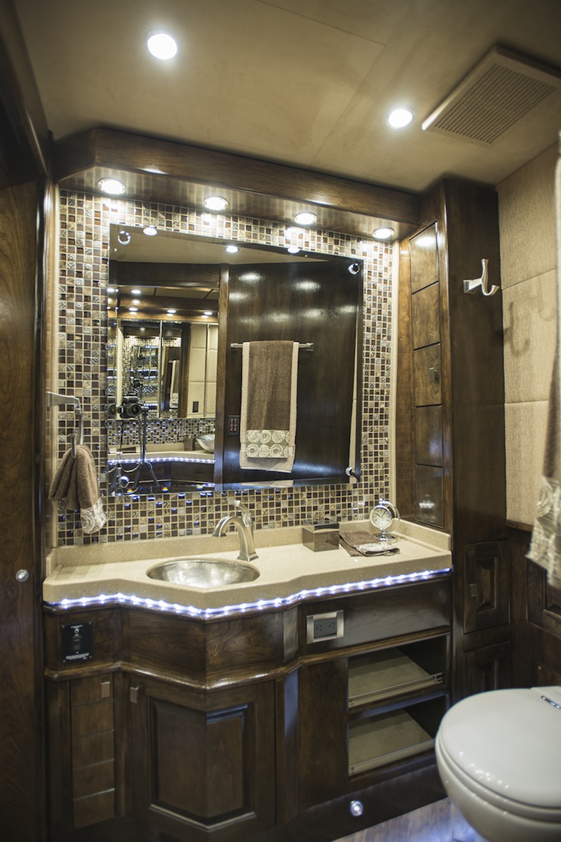 2015 Prevost Emerald X3 For Sale