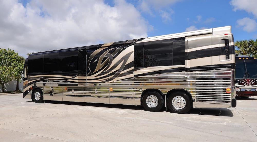 2015 Prevost Emerald X3 For Sale