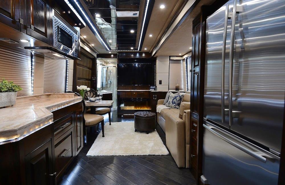 2015 Prevost Emerald X3 For Sale