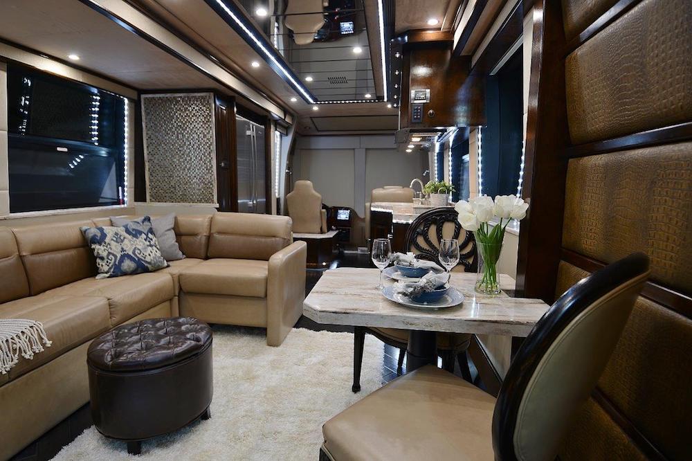 2015 Prevost Emerald X3 For Sale