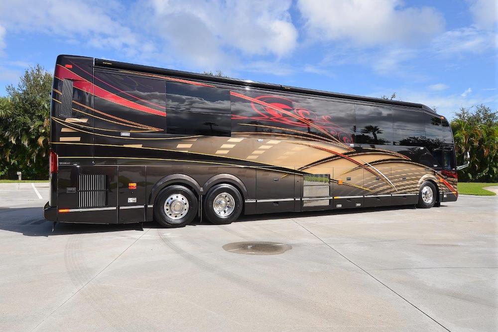 2015 Prevost Liberty H3-45 For Sale