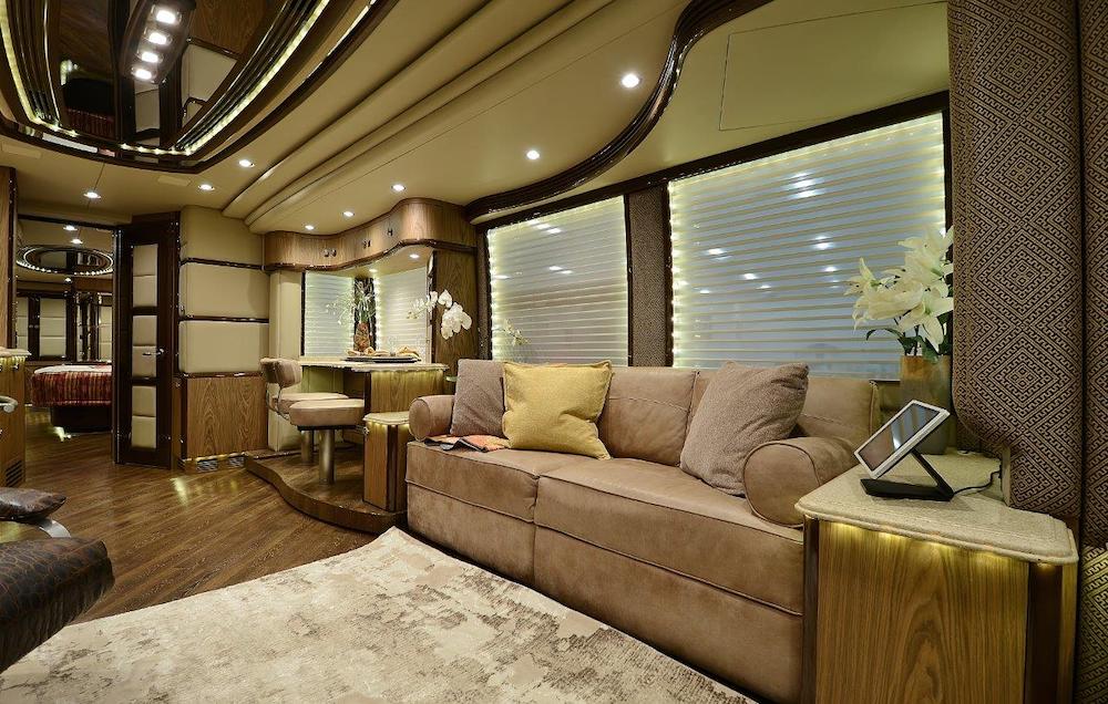 2015 Prevost Liberty H3-45 For Sale