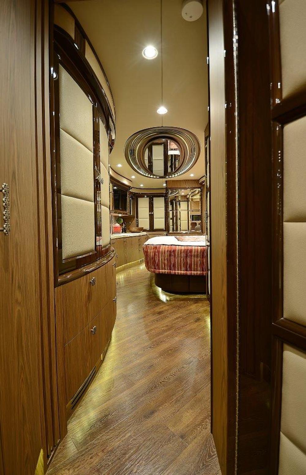 2015 Prevost Liberty H3-45 For Sale