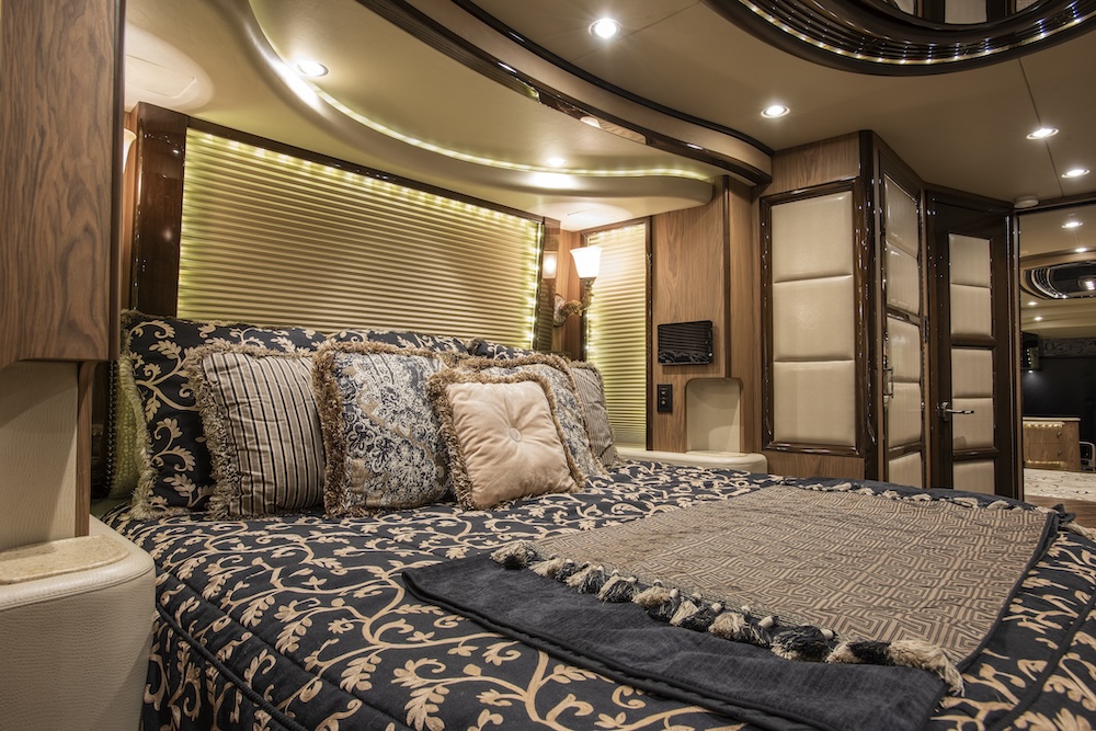 2015 Prevost Liberty H3-45 For Sale