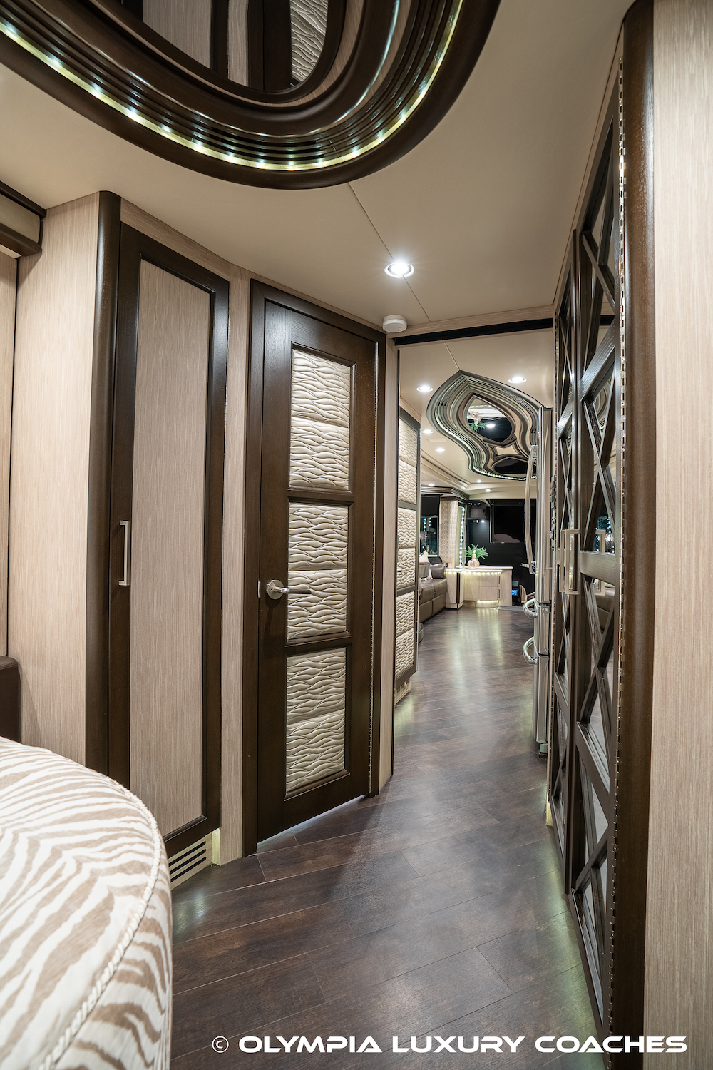 2015 Prevost Liberty H3-45 For Sale