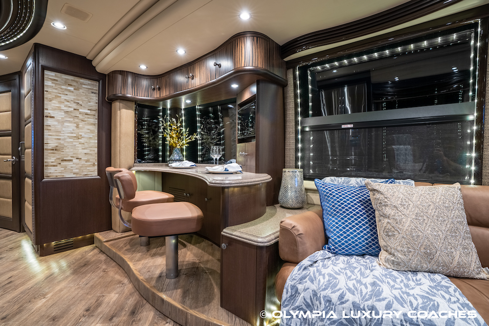 2015 Prevost Liberty H3-45 For Sale