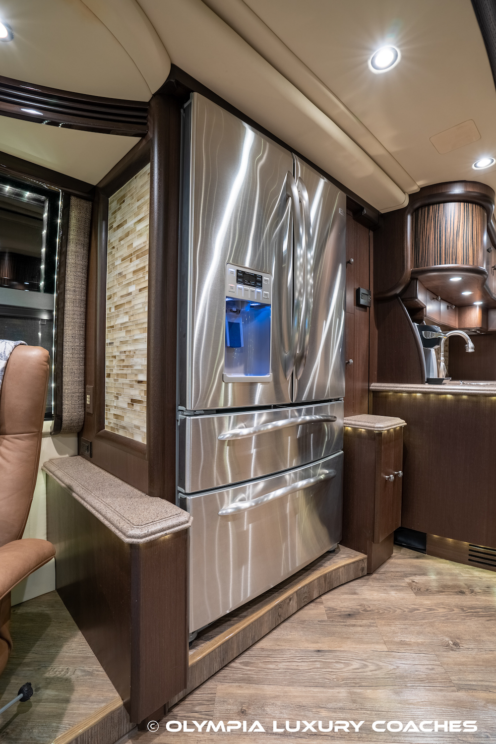 2015 Prevost Liberty H3-45 For Sale