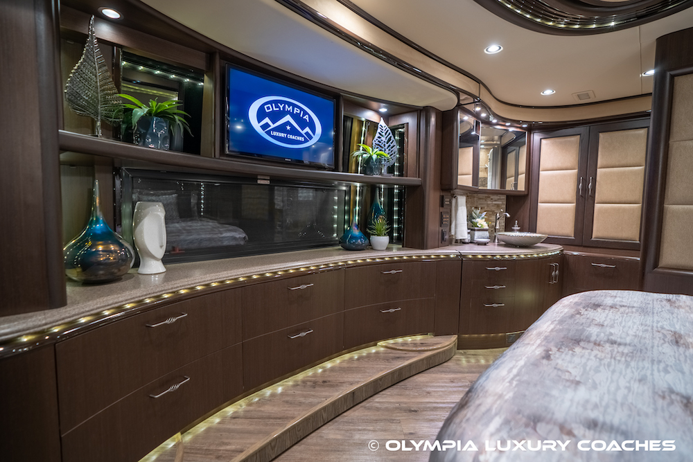 2015 Prevost Liberty H3-45 For Sale