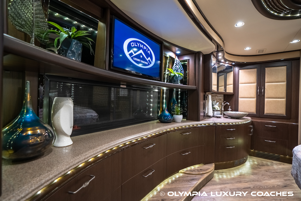 2015 Prevost Liberty H3-45 For Sale