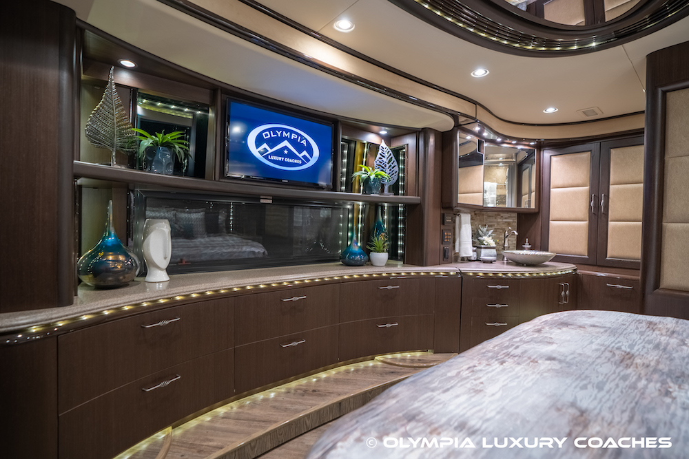 2015 Prevost Liberty H3-45 For Sale