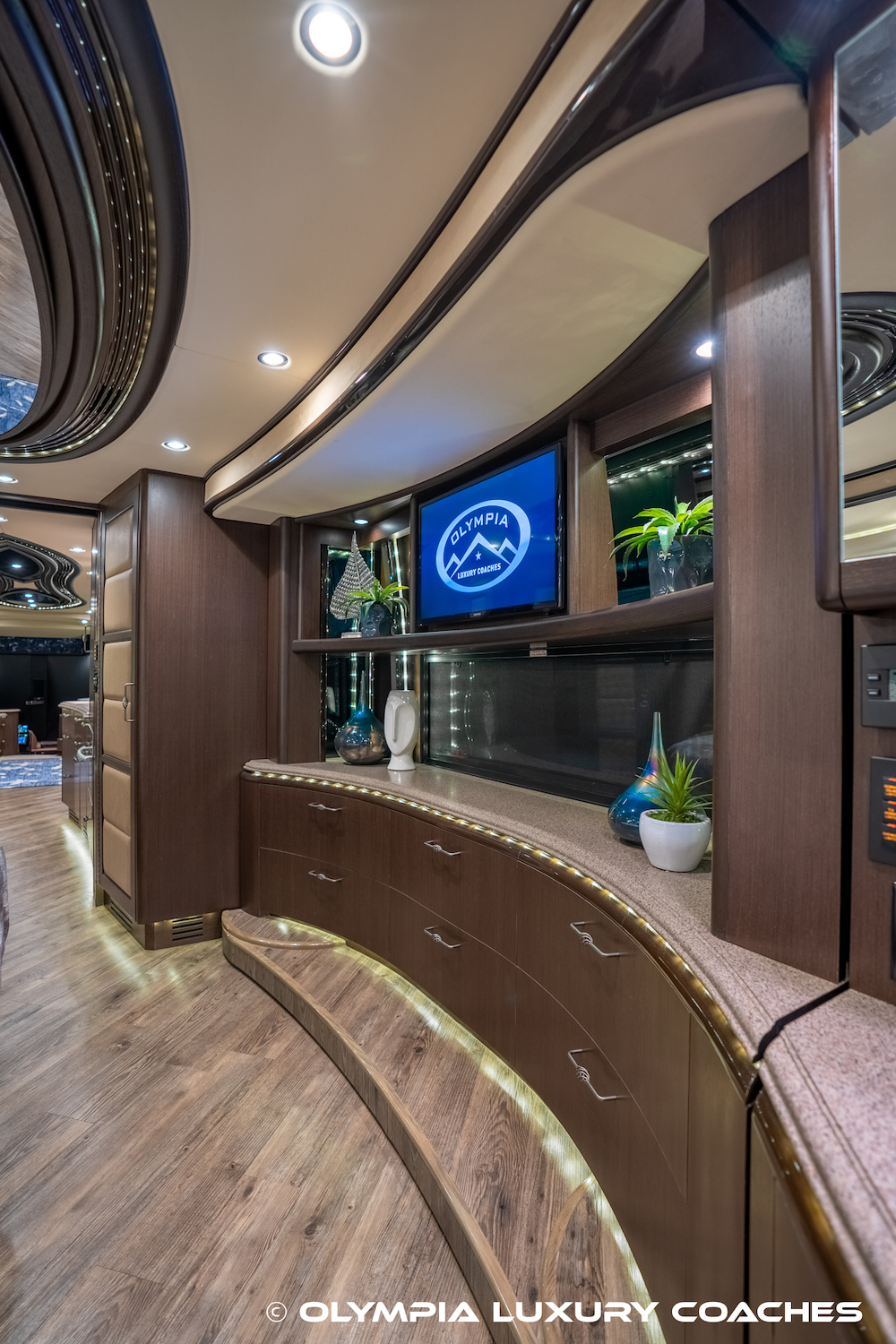 2015 Prevost Liberty H3-45 For Sale