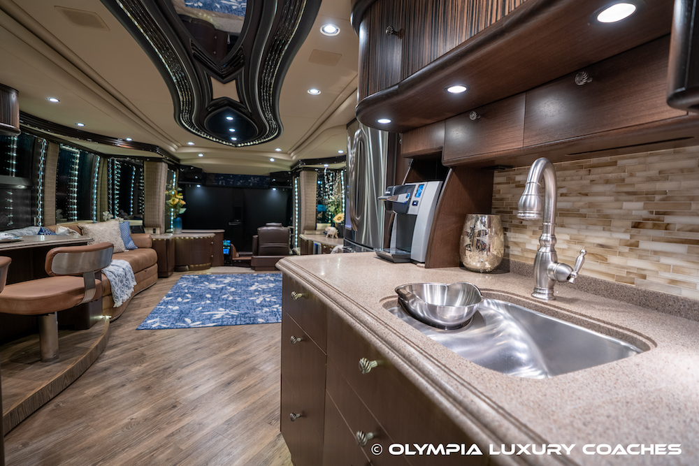 2015 Prevost Liberty H3-45 For Sale