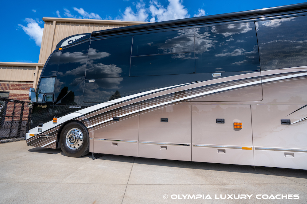 2015 Prevost Liberty H3-45 For Sale