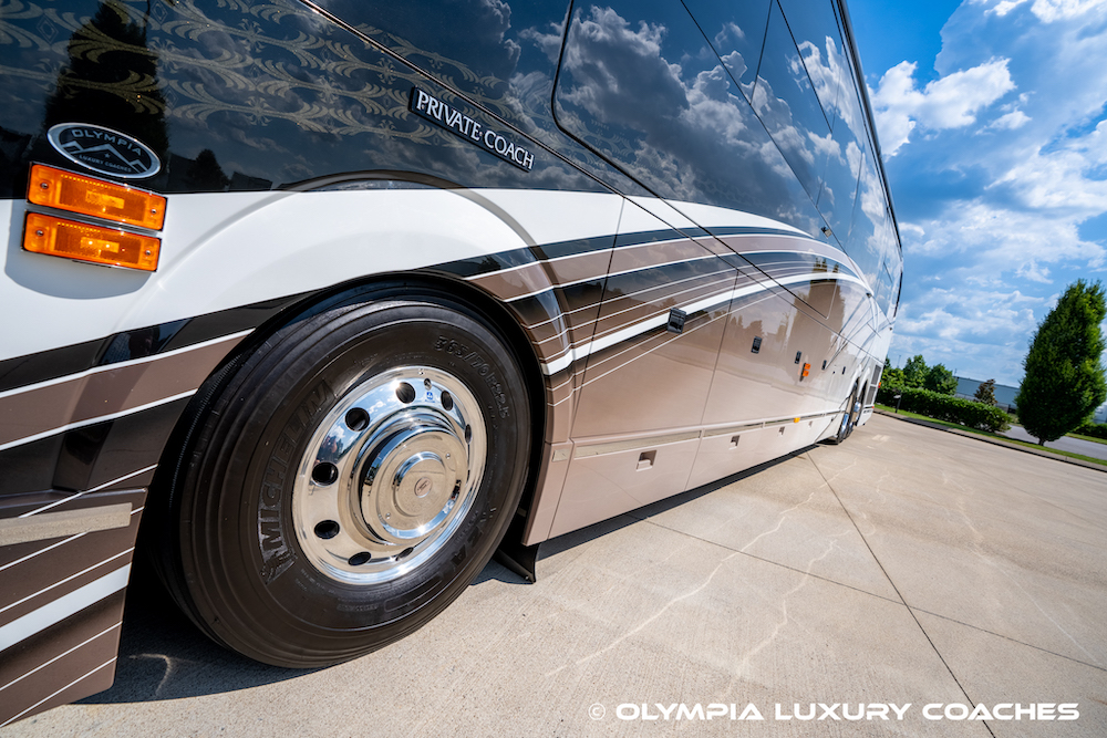 2015 Prevost Liberty H3-45 For Sale