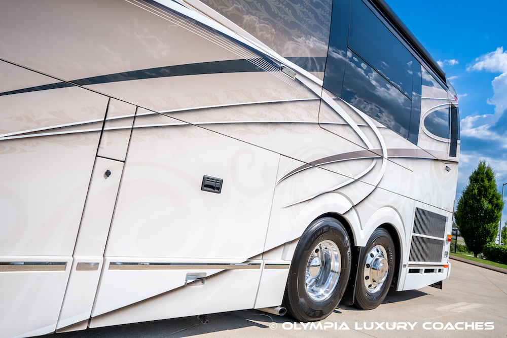 2015 Prevost Liberty H3-45 For Sale