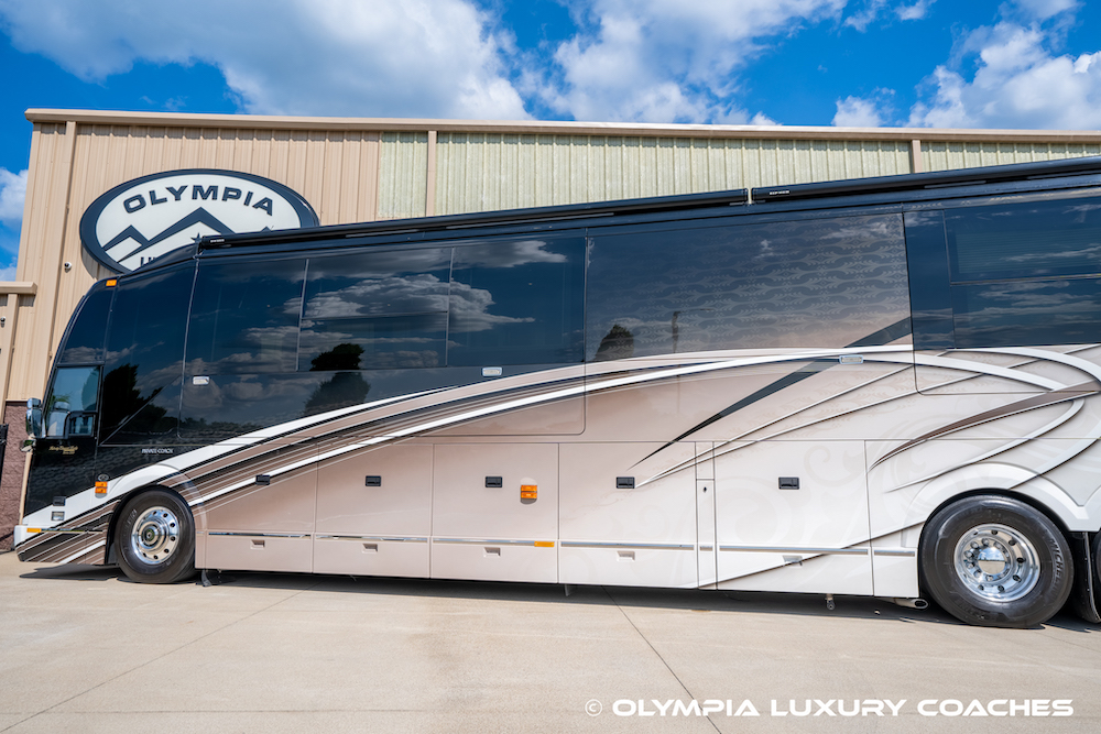 2015 Prevost Liberty H3-45 For Sale