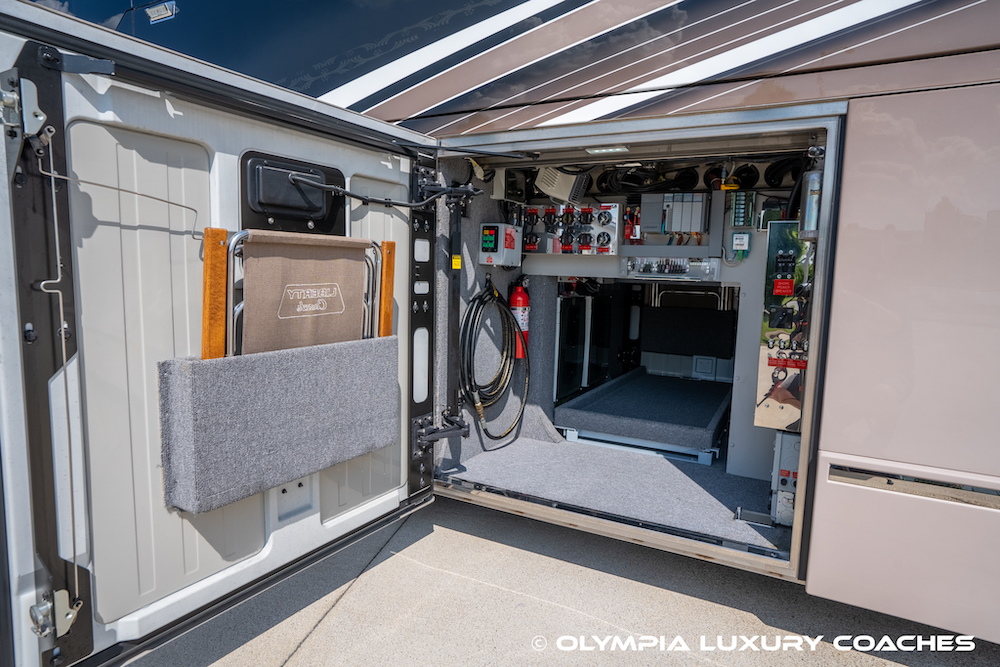 2015 Prevost Liberty H3-45 For Sale