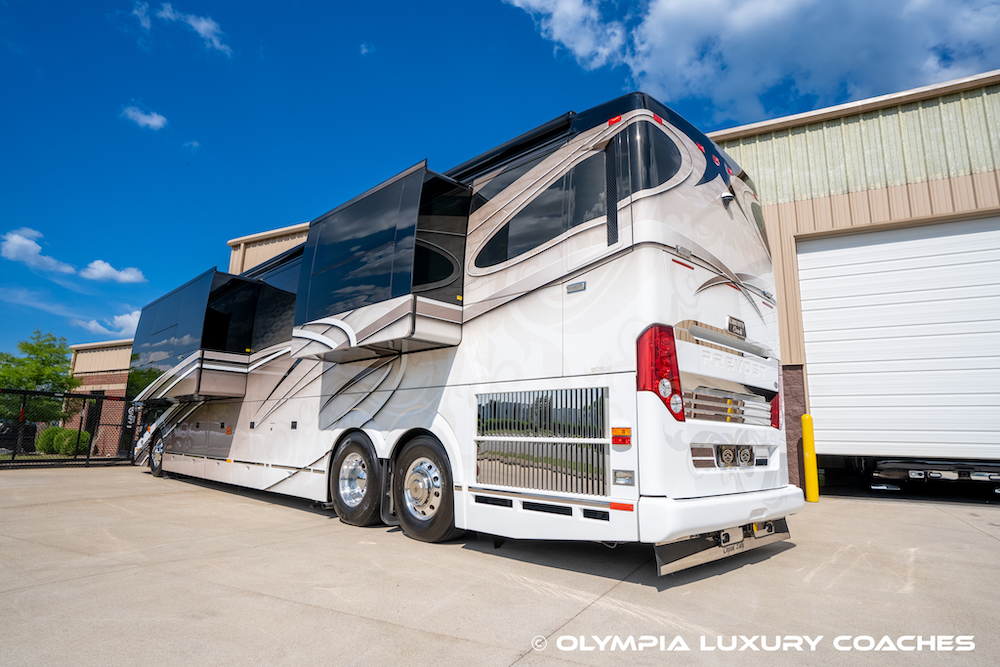 2015 Prevost Liberty H3-45 For Sale