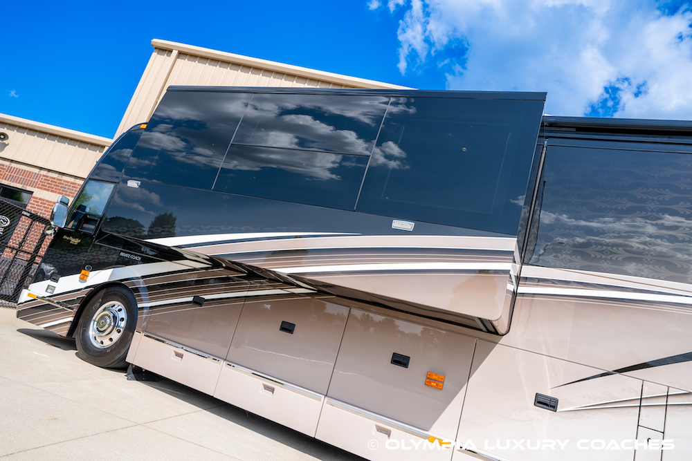 2015 Prevost Liberty H3-45 For Sale