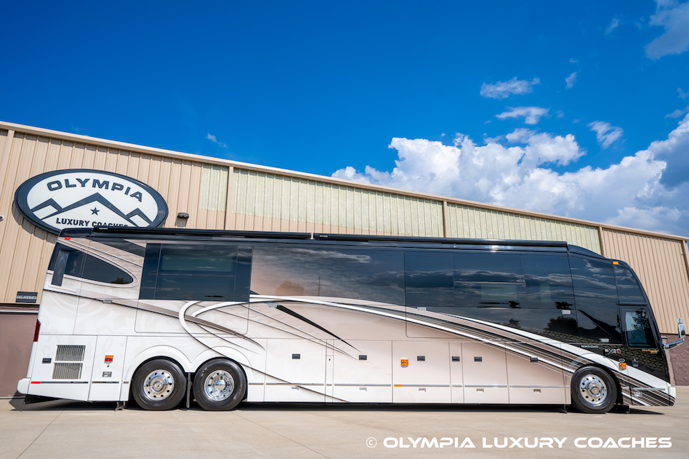 2015 Prevost Liberty H3-45 For Sale