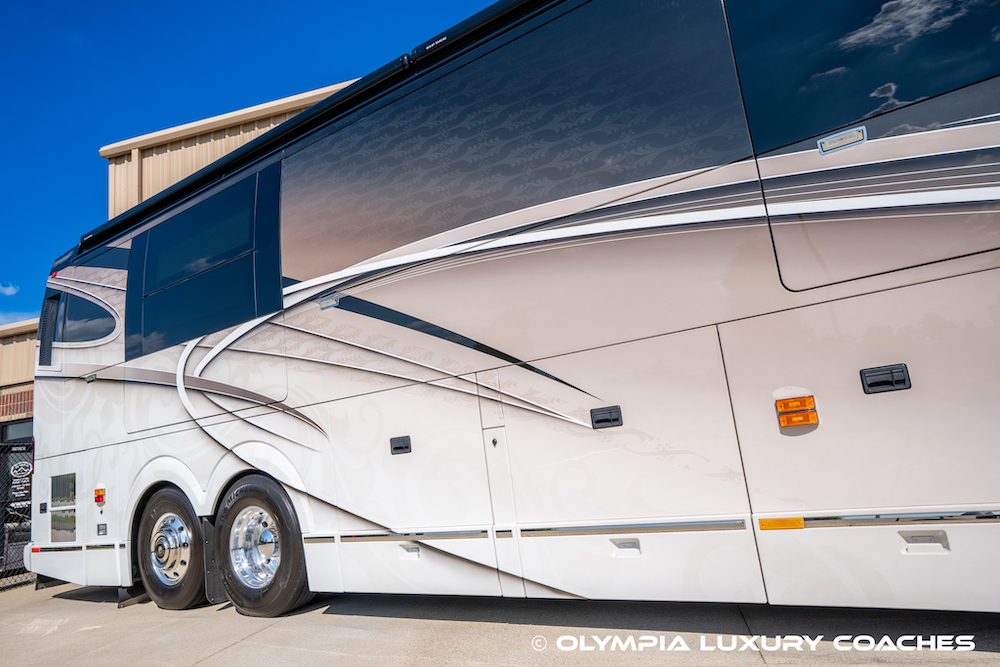 2015 Prevost Liberty H3-45 For Sale