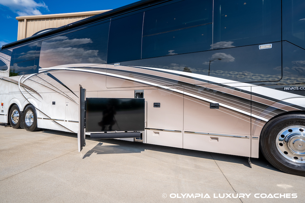 2015 Prevost Liberty H3-45 For Sale