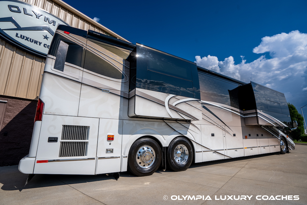 2015 Prevost Liberty H3-45 For Sale