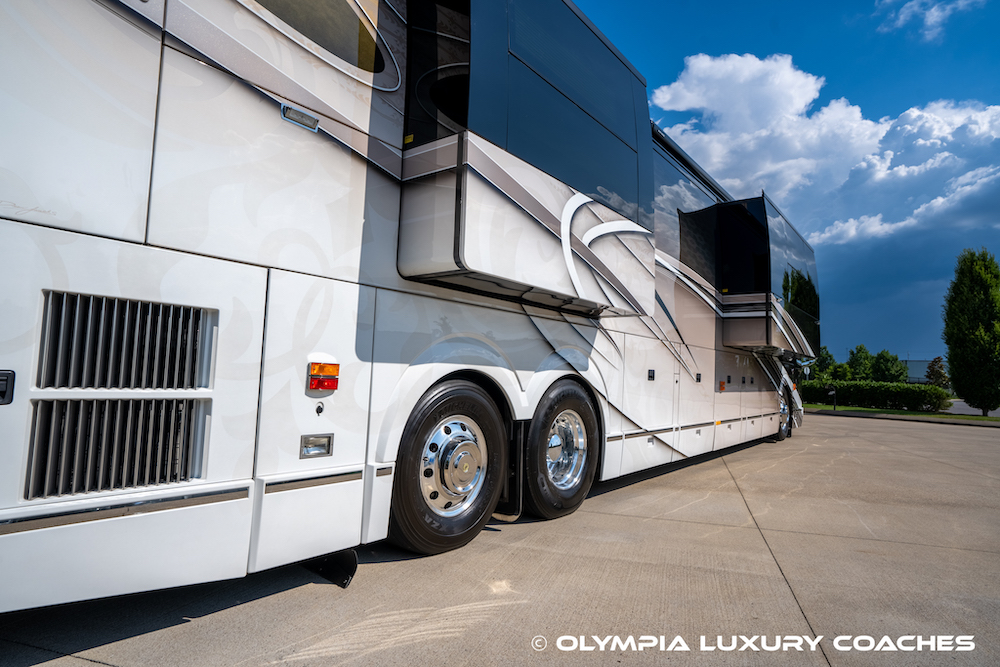 2015 Prevost Liberty H3-45 For Sale