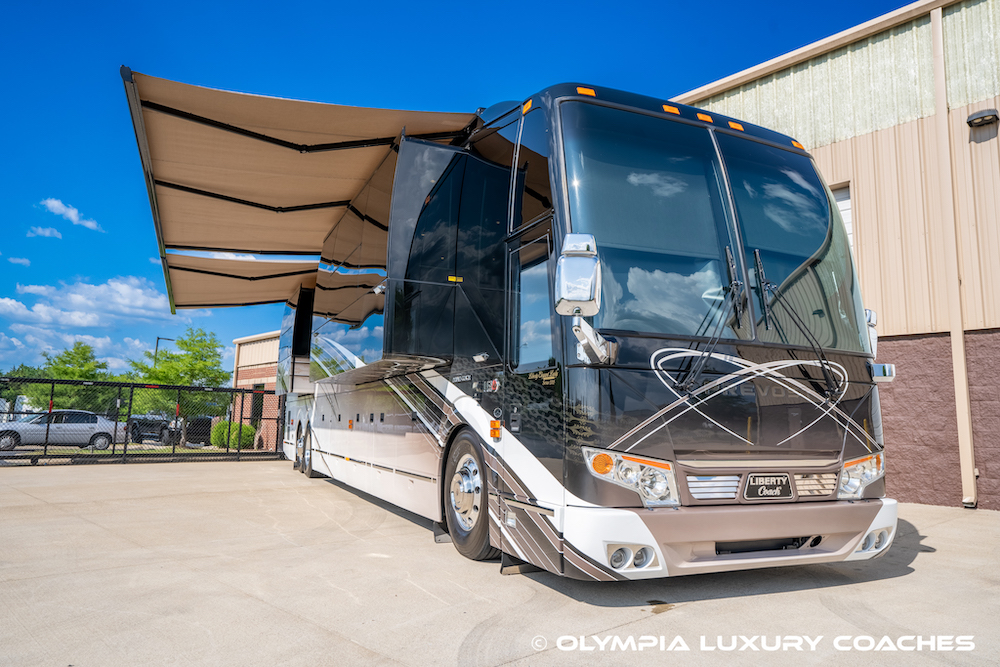 2015 Prevost Liberty H3-45 For Sale