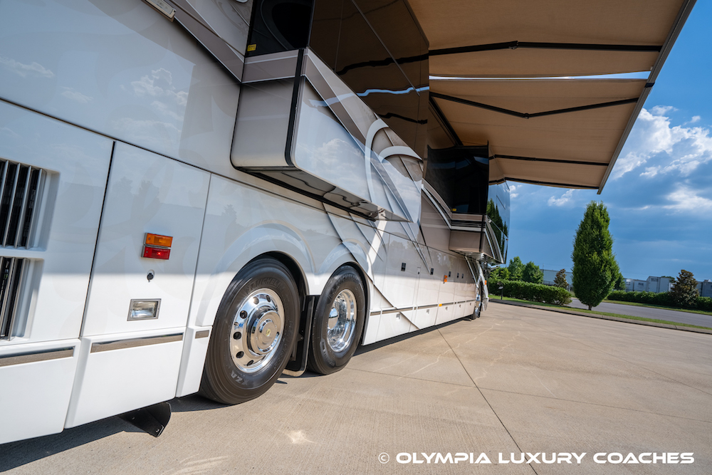 2015 Prevost Liberty H3-45 For Sale