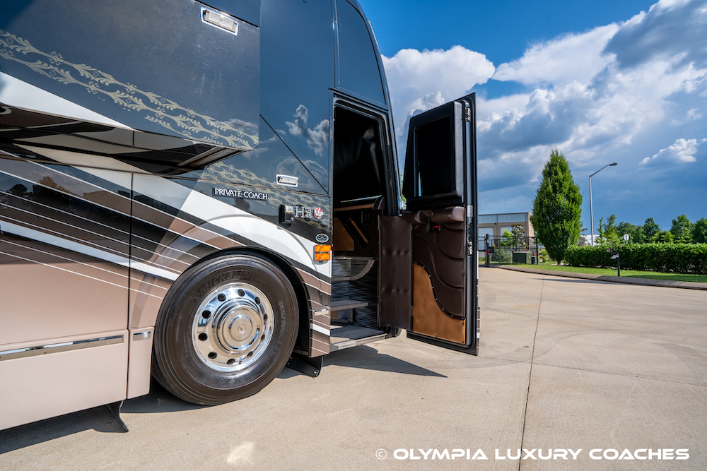 2015 Prevost Liberty H3-45 For Sale