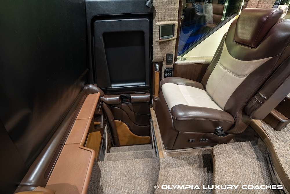 2015 Prevost Liberty H3-45 For Sale